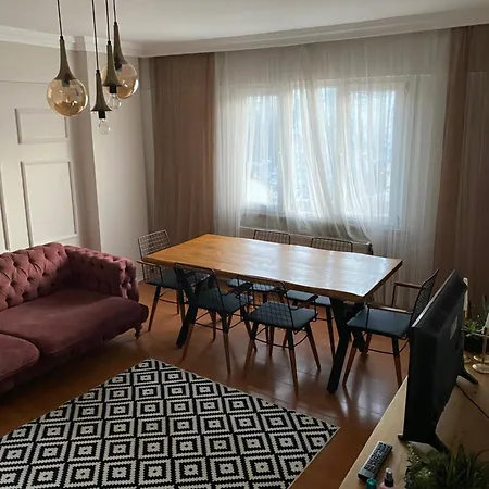 Ev Istanbulská provincie